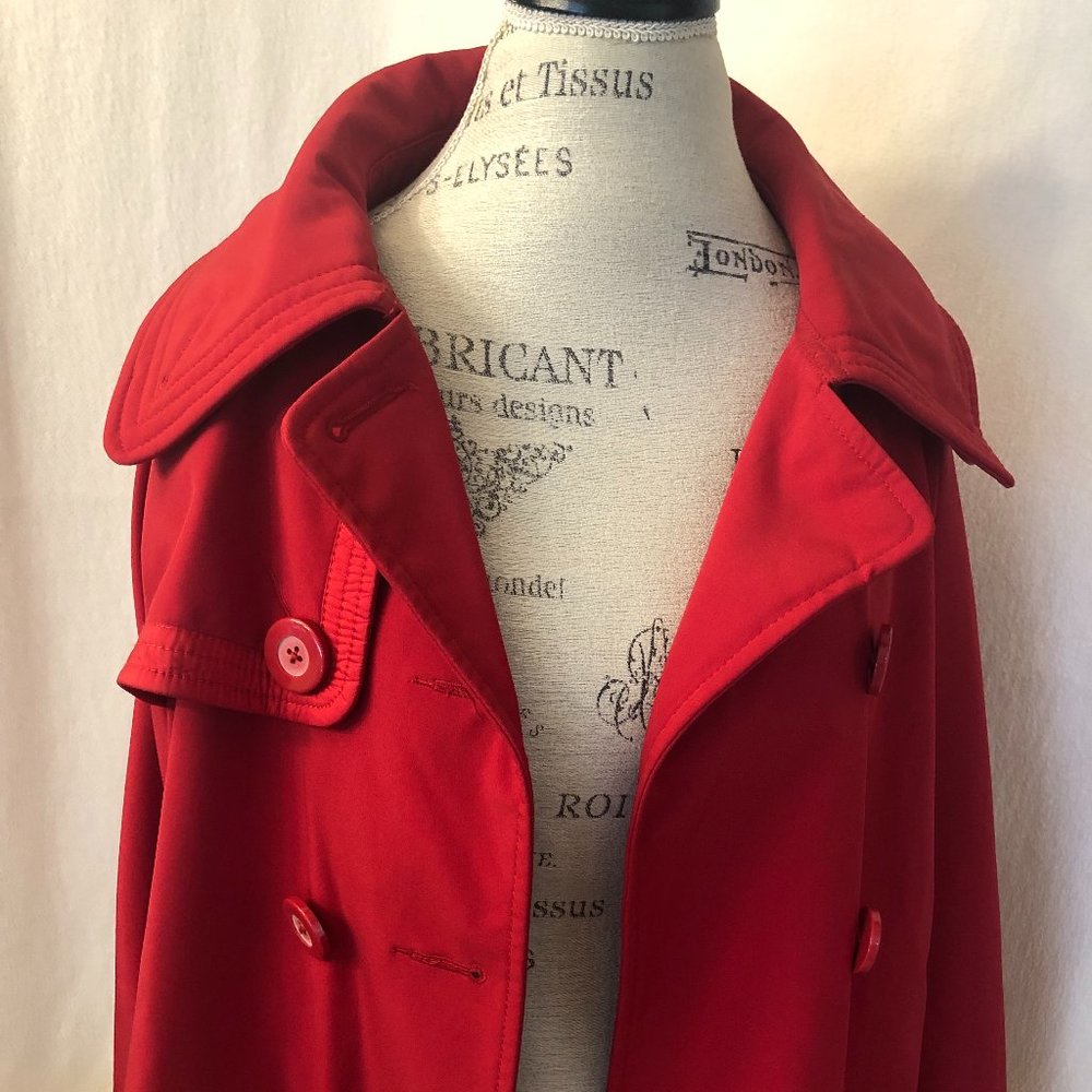 Fabous Lululemon Red Contemporary Jacket: Size M/L